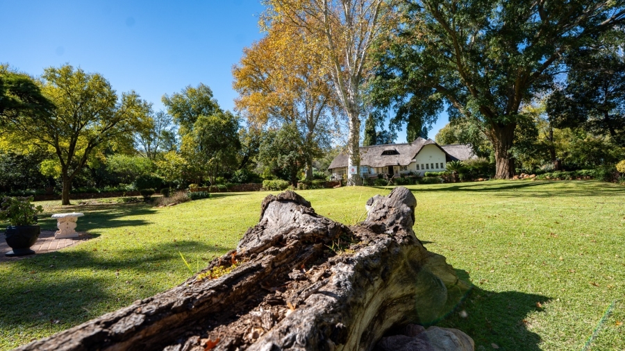 4 Bedroom Property for Sale in Wilkoppies North West